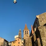 Aux Portes Du Mont Anis