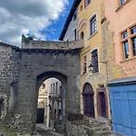 Aux Portes Du Mont Anis Le Puy-en-Velay