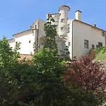 Aux Portes Du Mont Anis *
