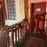 Aux Portes Du Mont Anis *