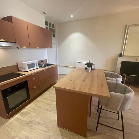 Aux Portes Du Mont Anis * Le Puy-en-Velay