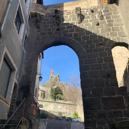 Aux Portes Du Mont Anis Le Puy-en-Velay