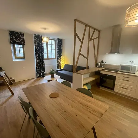 Aux Portes Du Mont Anis * Le Puy-en-Velay