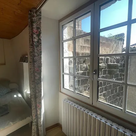Apartament Aux Portes Du Mont Anis Le Puy-en-Velay