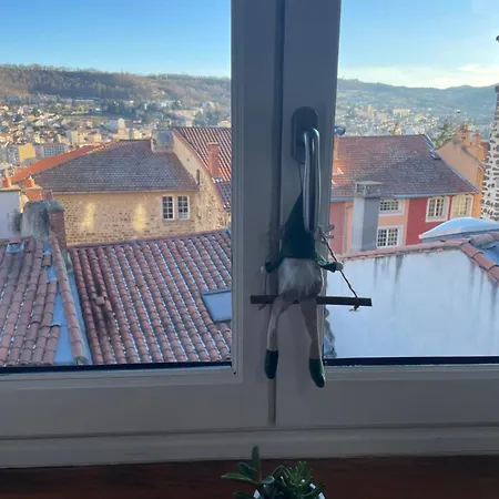 Aux Portes Du Mont Anis *