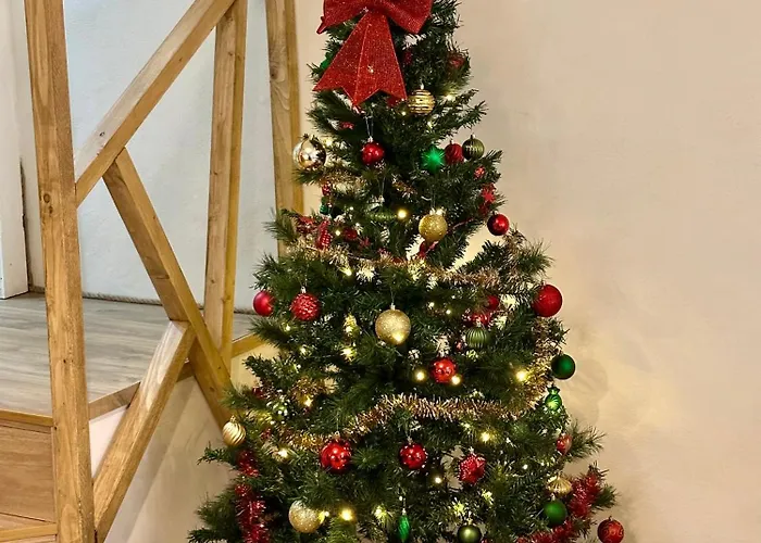 Aux Portes Du Mont Anis